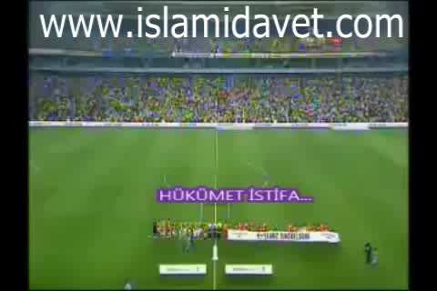 Halk futbol ile uyutulmaya çalışılırken, stadyumdan: Hükümet İstifa! sesleri yükseldi 2