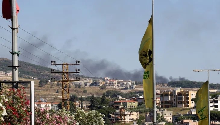Hizbullah Halkla İlişkiler, El Cezire'ye: İşgalci Siyonistler tarafından Ali el-Tahir yükseklerinde savaşçılarımızın kuşatıldığı iddiası tamamen asılsızdır ve bunun amacı, bu bölgedeki yenilmiş güçlerinin moralini yükseltmektir.
