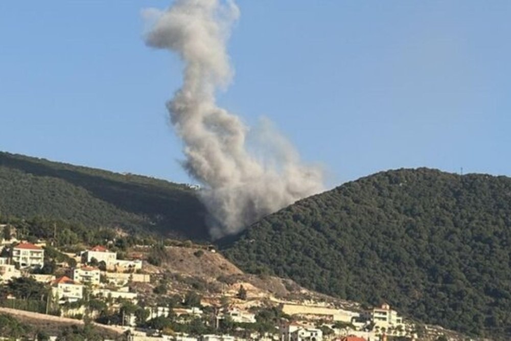 Güney Lübnan'da İsrail'in iki insansız hava aracı saldırısında 6 şehit