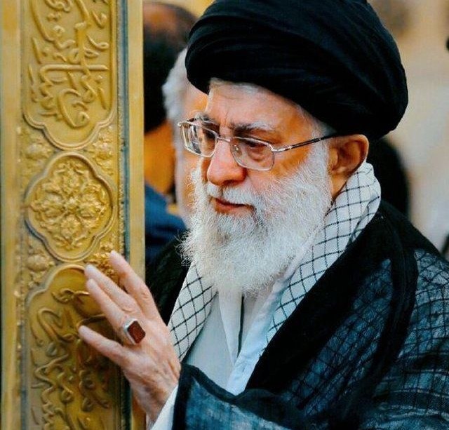 Irak Yüksek İslam Meclisi, İmam Ali Hamanei'nin (Allah rahmet eylesin) cenazesinin Irak'ta defnedilmesini talep etti.