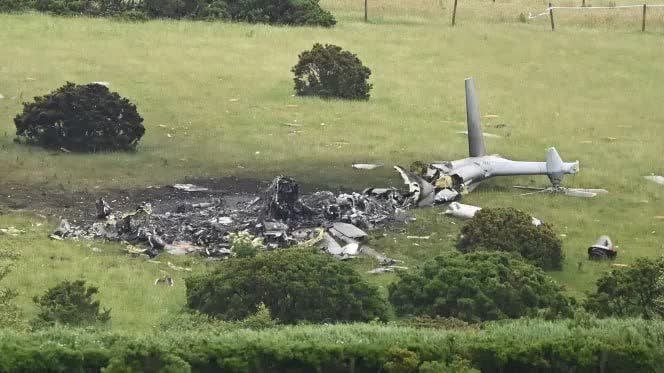 İngiltere Donanması Sözcüsü: Üç donanma üyesi bir eğitim tatbikatı sırasında helikopter kazasında öldü.