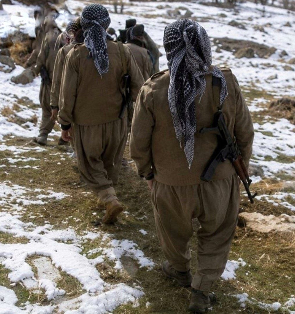 İran karşıtı teröristler Irak Kürdistan'ından çıkarılıyor