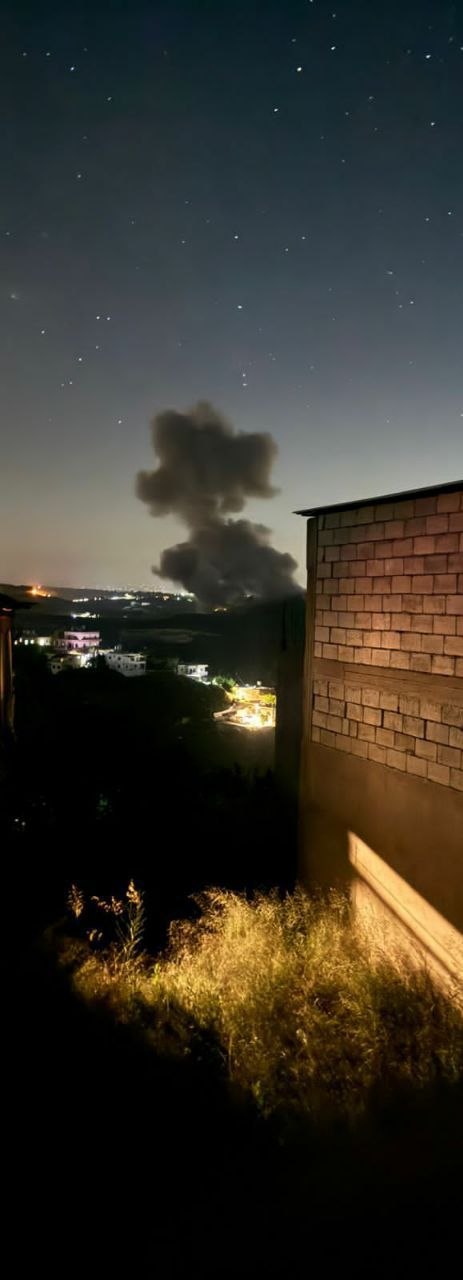 Siyonist İsrail rejiminin Lübnan'ın güney bölgelerine yönelik gece saldırıları devam ediyor.