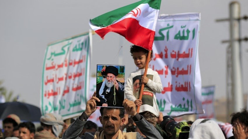 Yemen Dışişleri Bakanlığı: İran ve Direniş ekseninin tarihi zaferini kutluyoruz.
