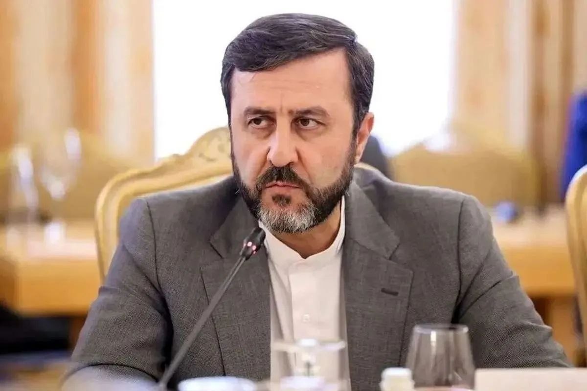 İran ve ABD arasında İslamabad Mutabakat Zaptı'nın uygulanması mekanizmaları ve ilgili teknik grupların oluşturulması konusundaki teknik görüşmeler bugün (Pazartesi) İsviçre'de, Garibabadi başkanlığında gerçekleştiriliyor