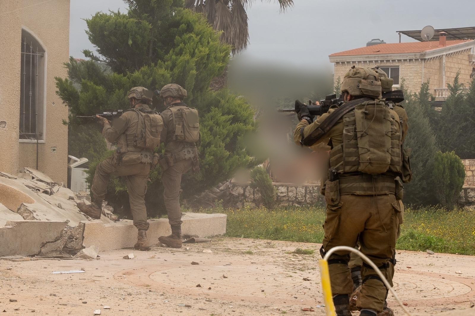 İbranice medyası: Ordu üst düzey yetkilileri, Genelkurmay Başkanı'na Hamas'ın başka bir savaş için yeniden örgütlendiği konusunda uyarıda bulundu.