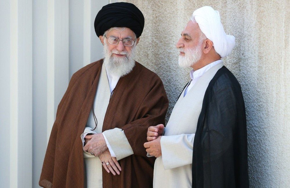 Yüce Lider Seyyid Mucteba Hamaney'in emriyle, Huccetülislam ve'l-Müslimin Muhsini Eceyi beş yıllık bir dönem daha Yargı Başkanı olarak atandı