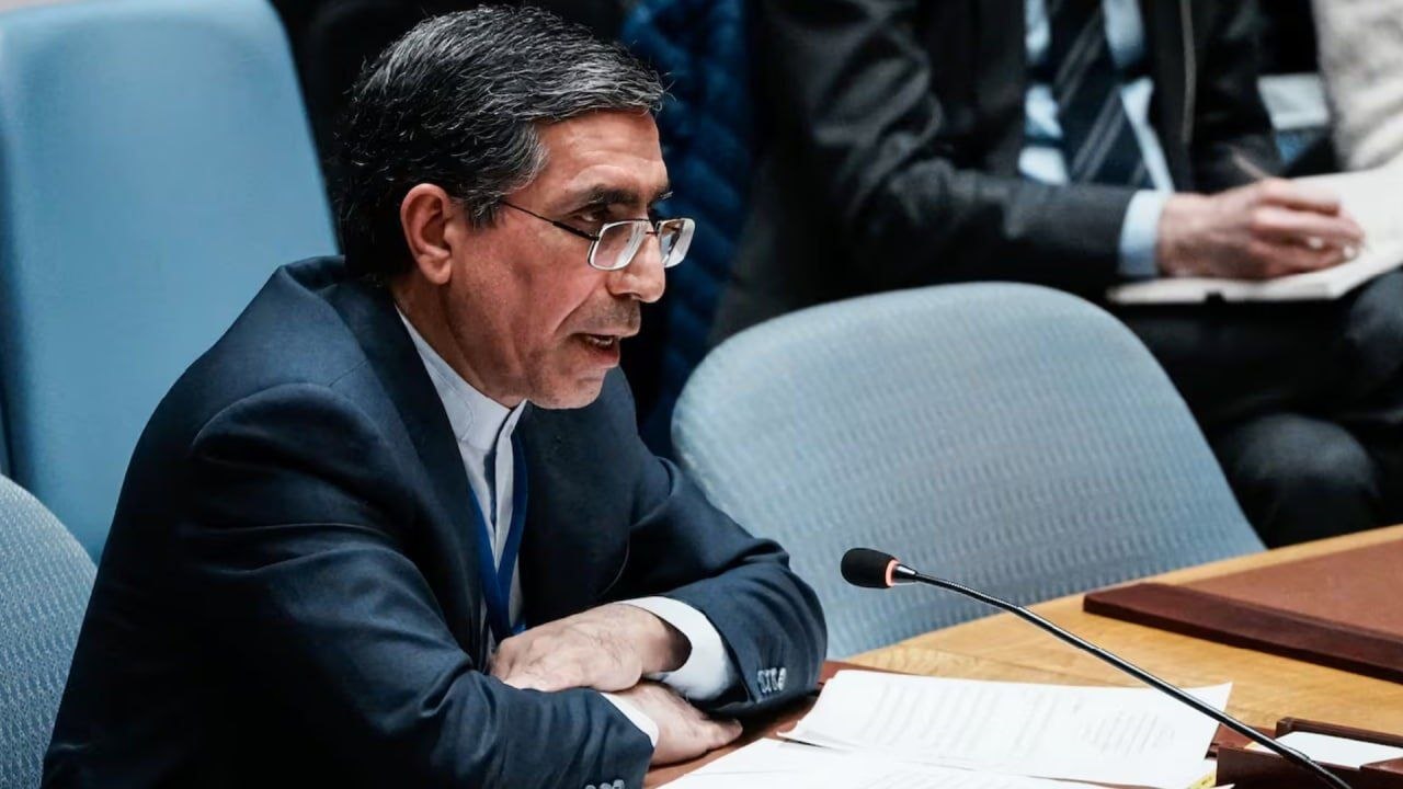 İran: Amerika Birleşik Devletleri'nin İran'a ait iki gemiyi hedef alması savaş suçu niteliğindedir.