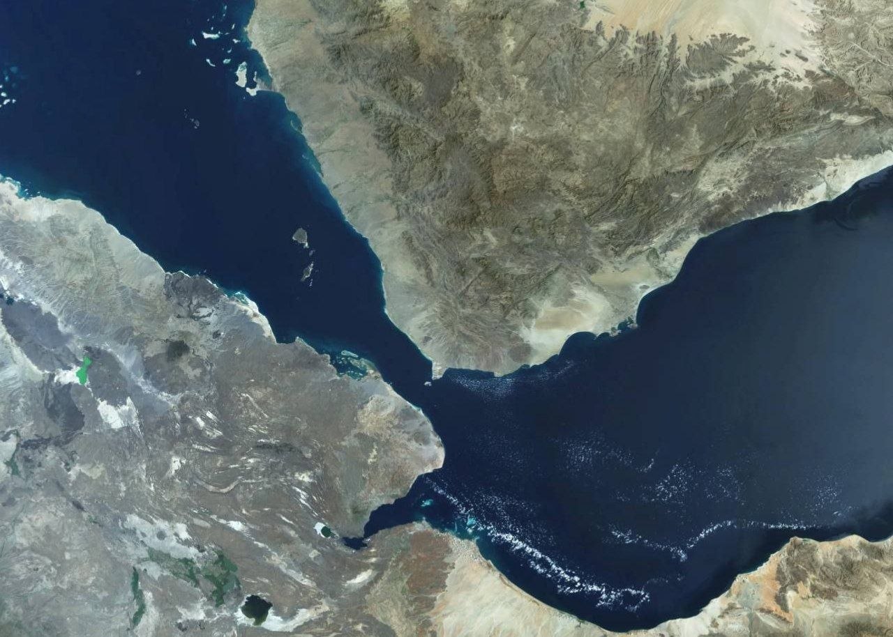 Yemen ablukasının ardından Bab el-Mandeb'den 9 gemi geri döndü