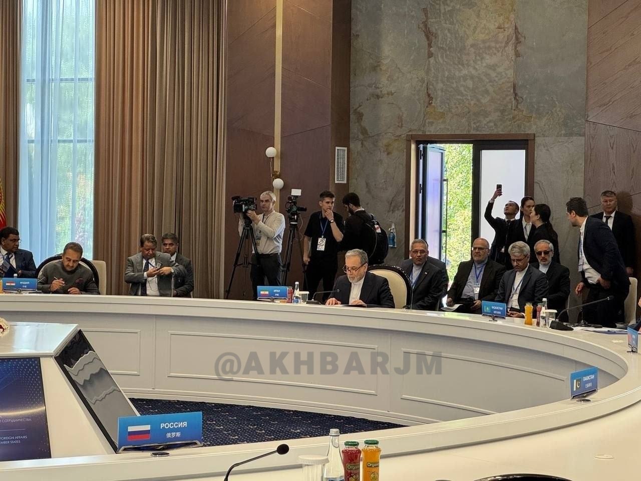 İran Dışişleri Bakanı: İran'a yönelik herhangi bir saldırıda yer alan taraflar, uluslararası sorumluluk taşıyacaktır.