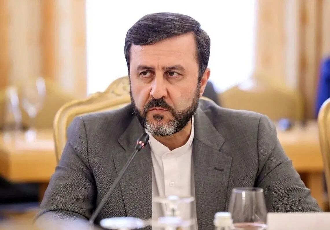 Gharibabadi: Hormuz Boğazı Sadece İran'ın Emriyle Açılır ve Kapanır