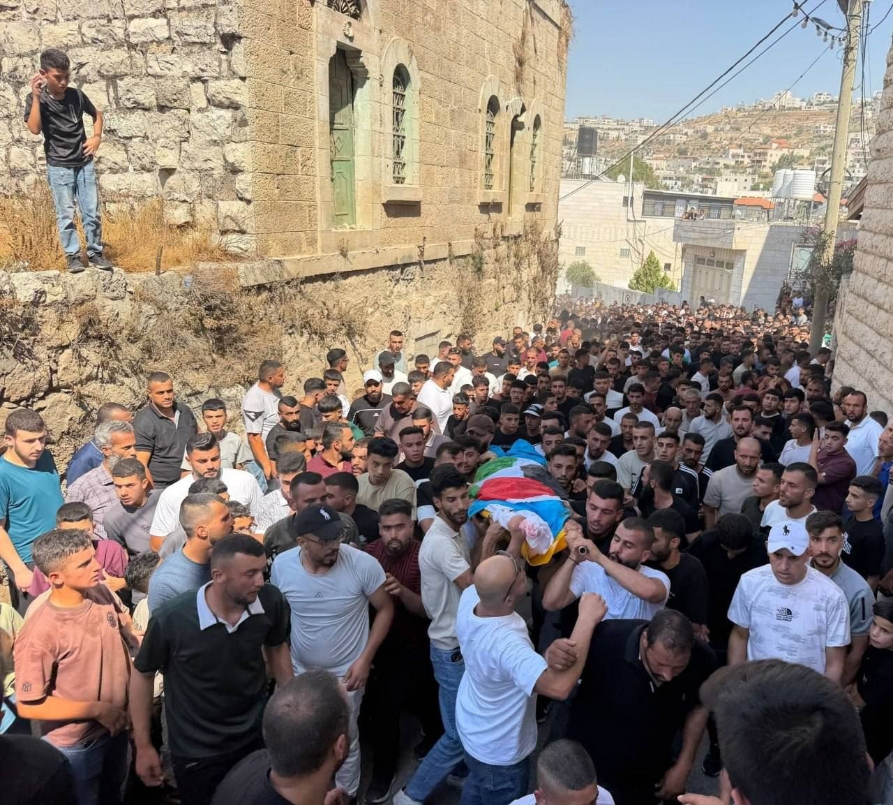 Hebron'un kuzeyindeki Sa'ir kasabasının doğusunda yer alan 