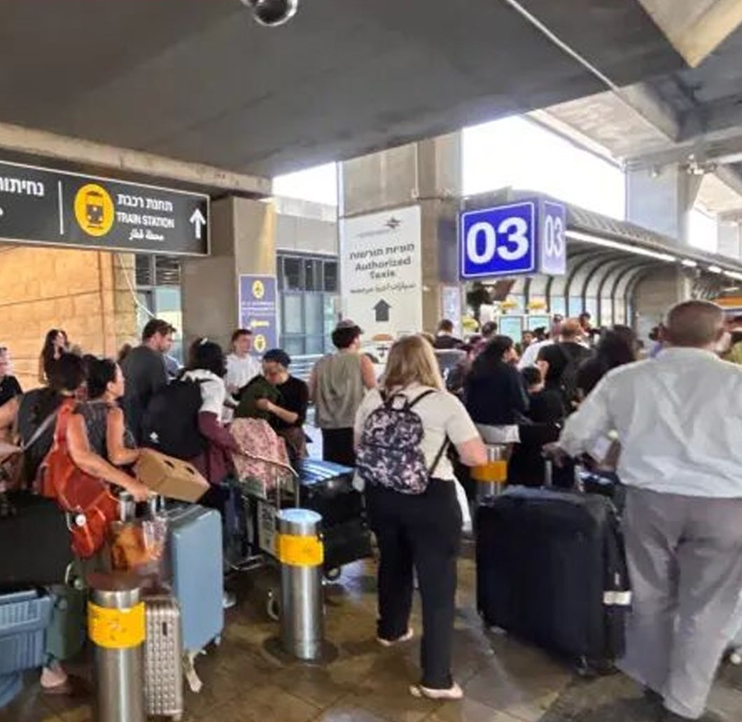 Ben Gurion Havalimanı'nda ikinci gün de aksaklıklar devam ediyor