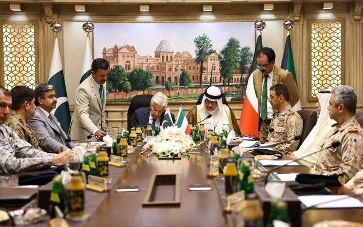 Kuveyt ve Pakistan arasında savunma ve askeri işbirliği anlaşması imzalandı