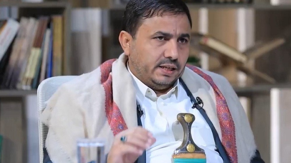 Ensarullah yetkilisi, Suudi Arabistan'ın Yemen'e karşı psikolojik savaş yürütmek için etkileyicileri kullandığını söyledi.