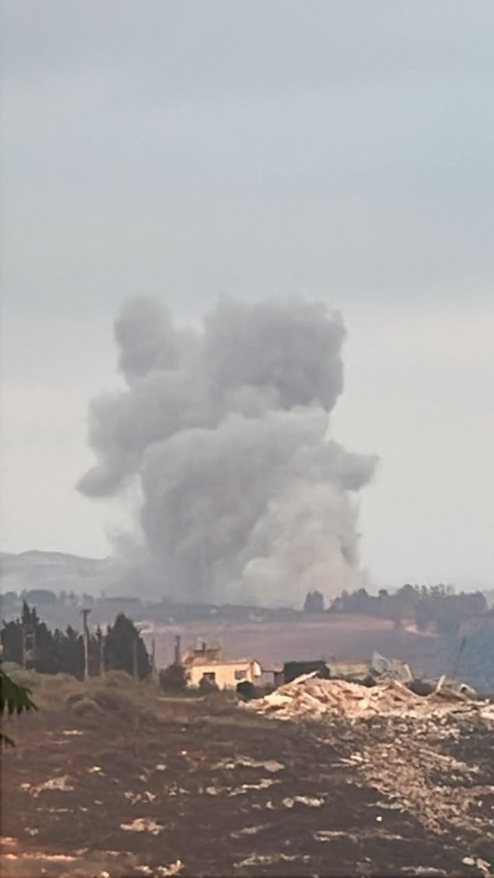 Siyonist İsrail güney Lübnan'ı bombalıyor