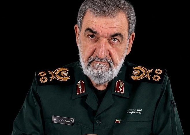 Tümgeneral Rızai komşu ülkeleri İran uçuşları konusunda uyardı