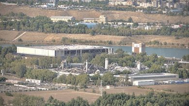 Amerikan bombardımanı sonrası 12 bin kişilik Azadi Stadyumu görüntülendi