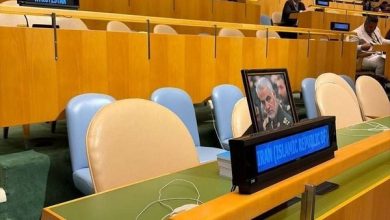 Netanyahu’nun BM’deki konuşması sırasında İranlı temsilcilerin masası görüntülendi