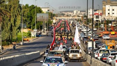 Irak Haşdi Şabi güçleri, ABD işgalinin sona ermesi dolayısıyla geçit töreni düzenledi