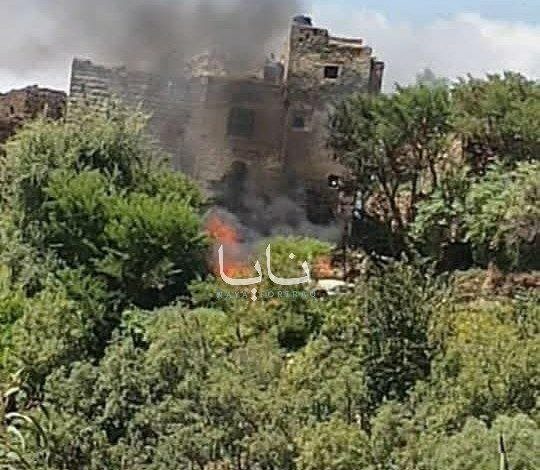 Yemen Silahlı Kuvvetleri, el-Sarari köyünde Suudi paralı askerlerin askeri teçhizatını ateşe verdi