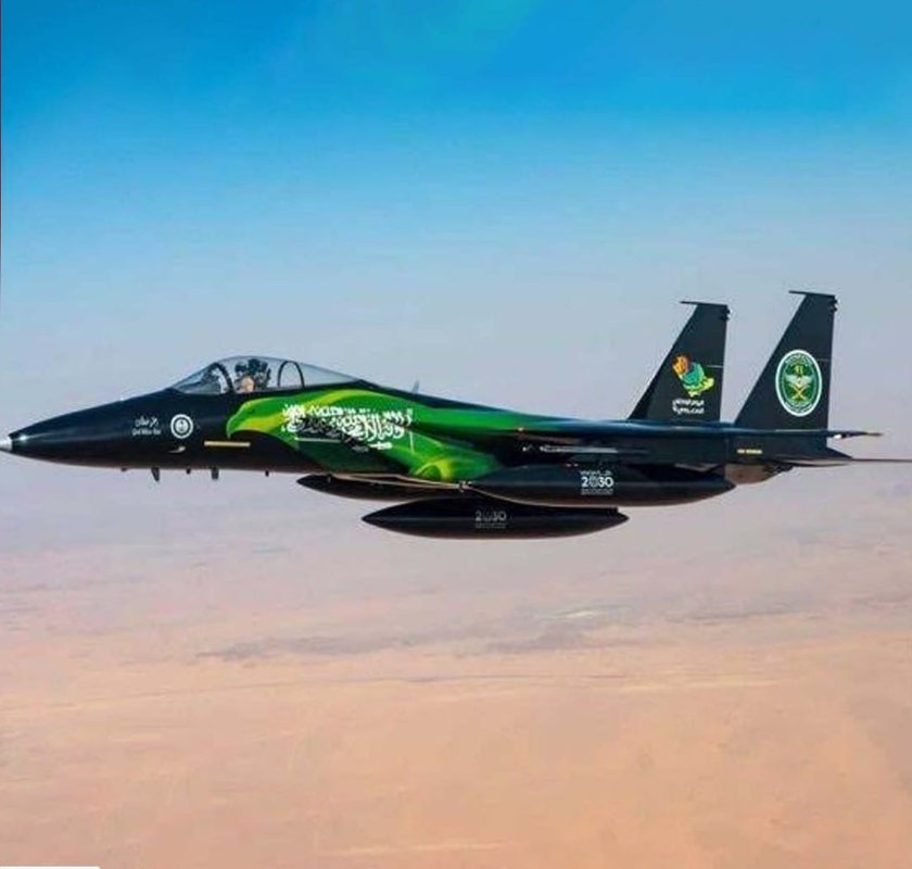 Suudi savaş uçakları Yemen’de köyleri misket bombalarıyla vurdu