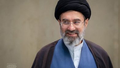 İmam Müctebe Hamaney: Elitler ülkenin sorunlarının çözümünde sorumluluk üstlenmelidir