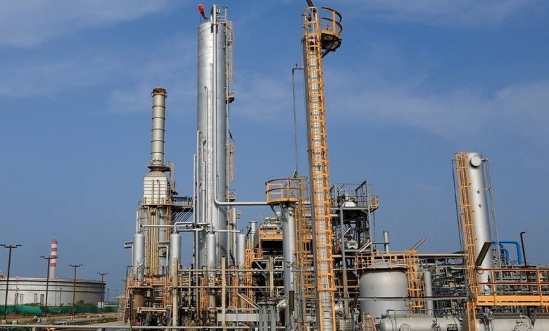 Pakistan, 5 milyar dolarlık rafineri yenileme projesi için ABD’den destek istedi